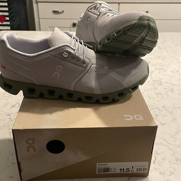 On Running Other - BRAND NEW w BOX OnCloud SIZE 11.5 cloud 5